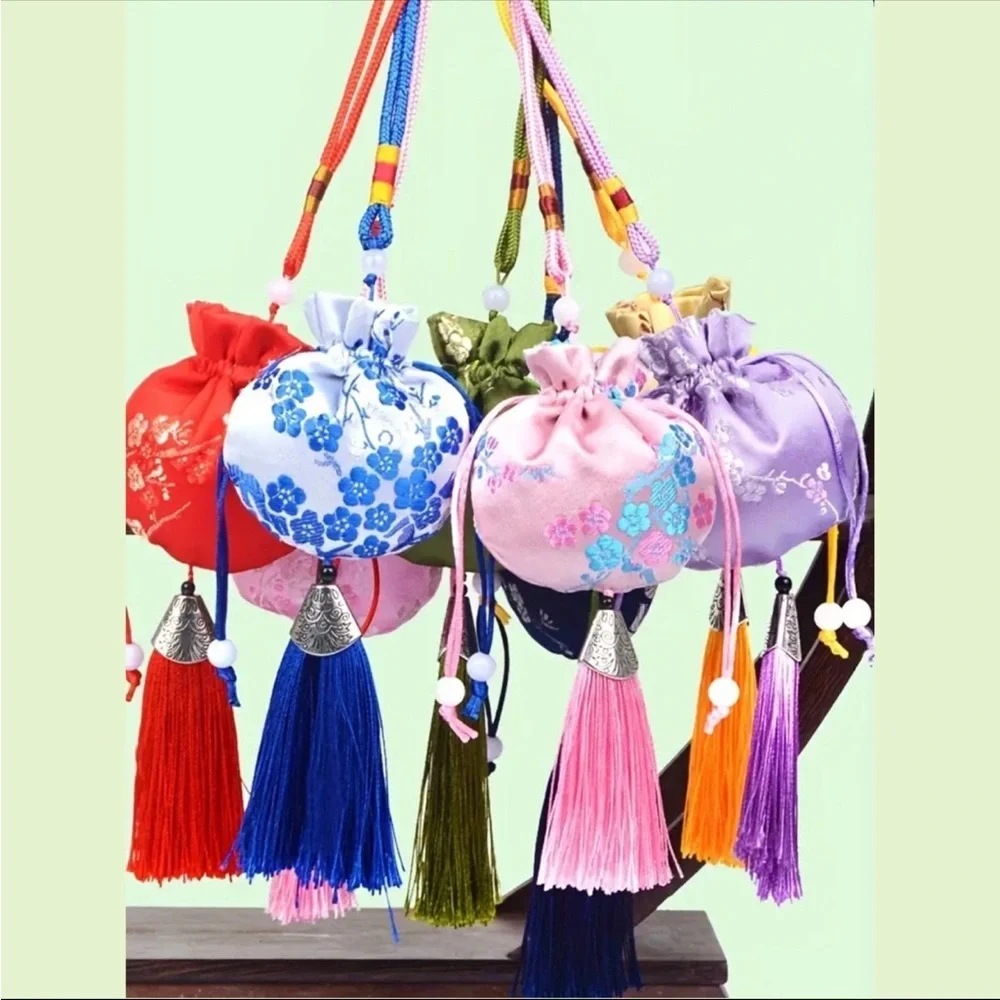 One Small Draw String Purse - Gift Bag - Sachet Bag with Tassel (u choose color)